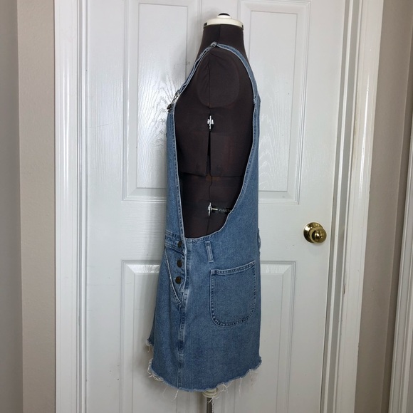 ASOS DESIGN Denim Midwash Blue Distress Fry Hem Dungaree Dress UK8 USA 4 - Picture 7 of 16